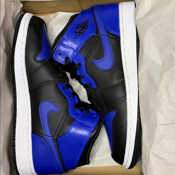 Jordan 1 mid Royal - Picture 1 of 6